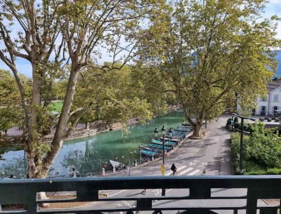 Le Ness - Face Au Pont Des Amours - Majord'Home Annecy Kültér fotó